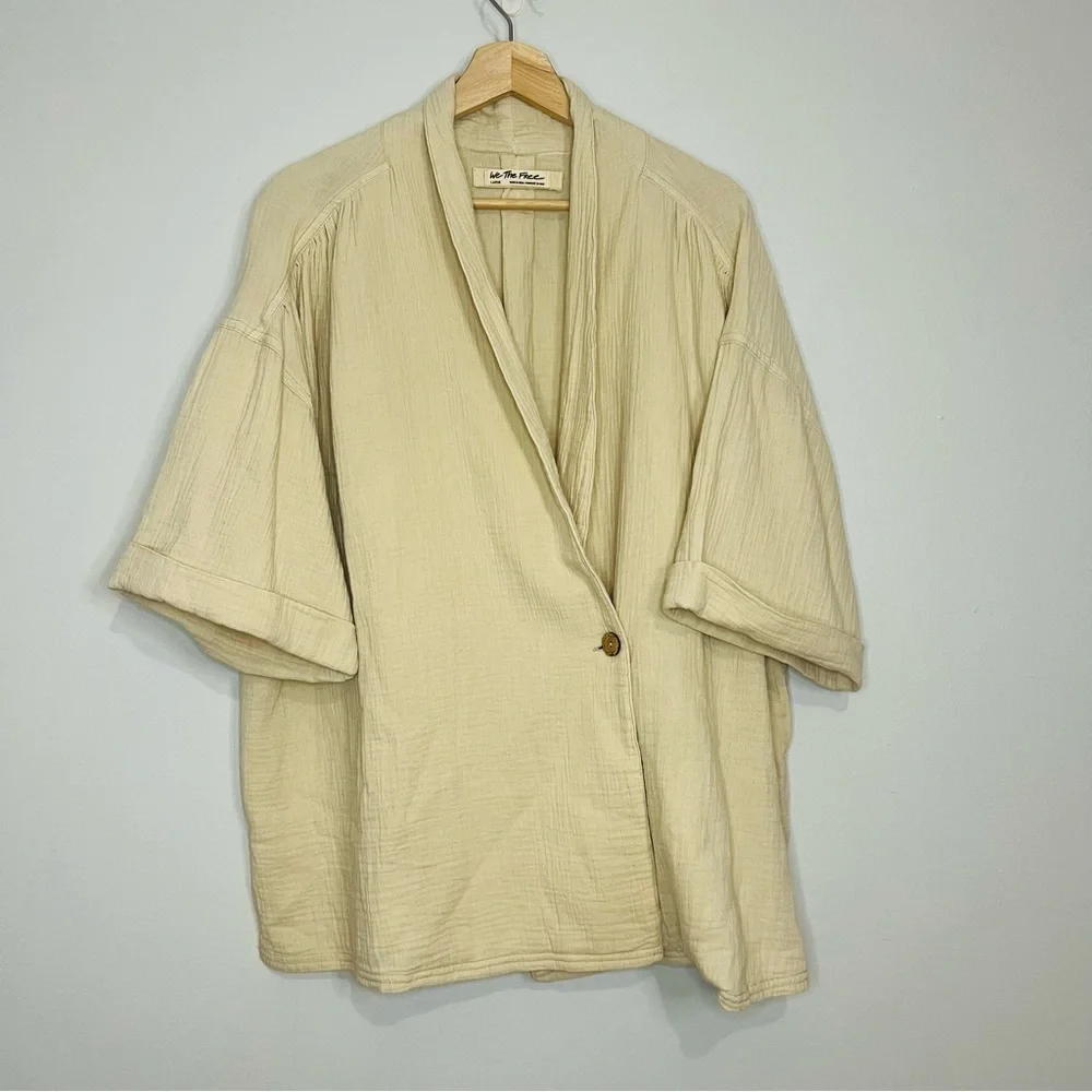 Free people we the free Lou short blazer size large